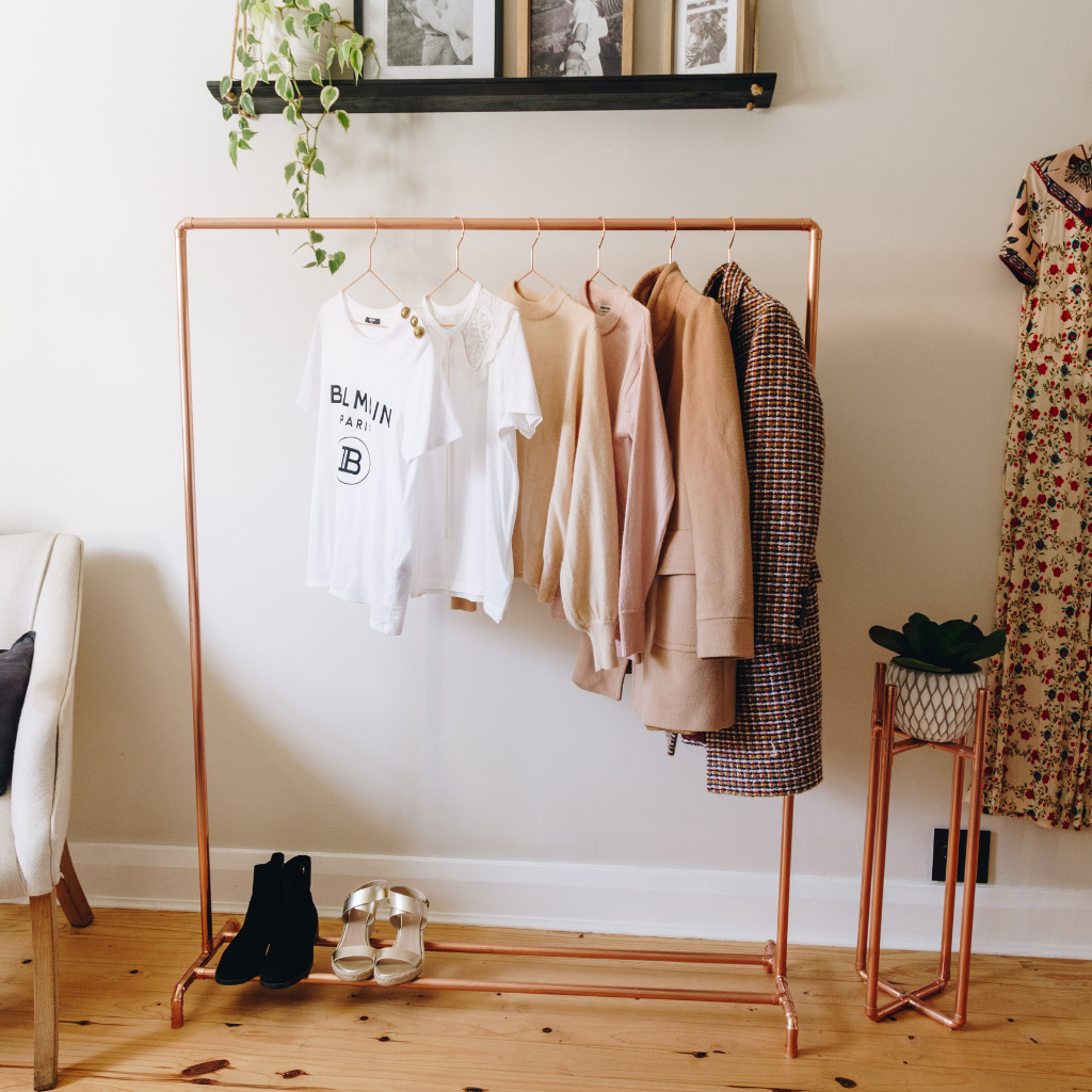 Copper pipe shop clothing rack diy